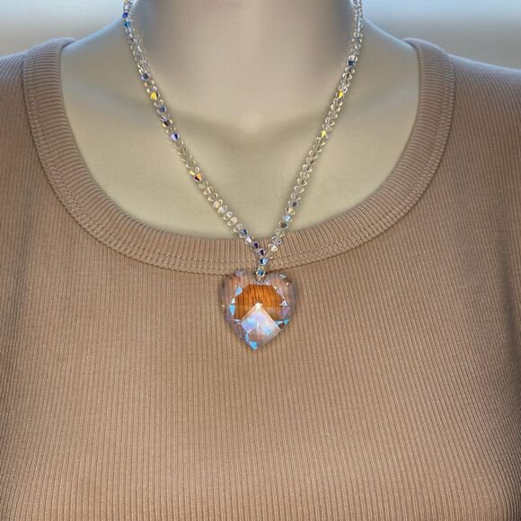 crystal heart Pendant necklace Iridescent 14 1/2 “ Plus Extension - Picture 6 of 7